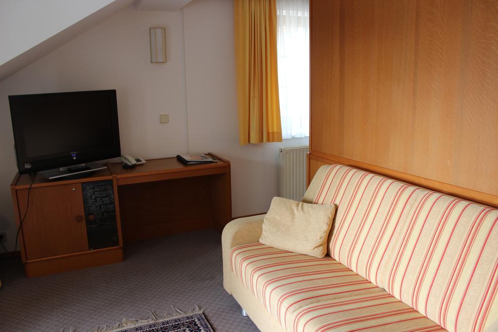 Seehotel Paulitsch Velden am Wörthersee Pokoj fotografie