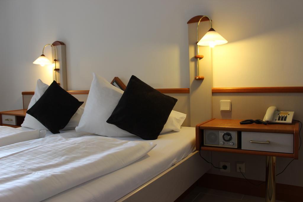 Seehotel Paulitsch Velden am Wörthersee Pokoj fotografie